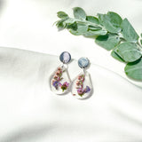 Small tear drop resin dangle, flower garden, silver top