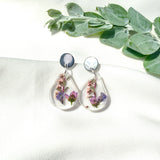Small tear drop resin dangle, flower garden, silver top
