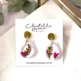Small tear drop resin dangle, flower garden, gold top