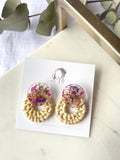 Rattan statement stud with dried flower circle