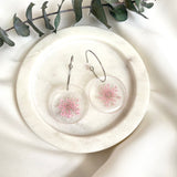 White daisy Medium round resin dangle with gold hoops