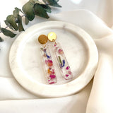 Matchstick dangles flower confetti, gold top