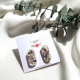 Oblong flower confetti stud