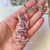 Pregnant lady figure flower confetti keyring